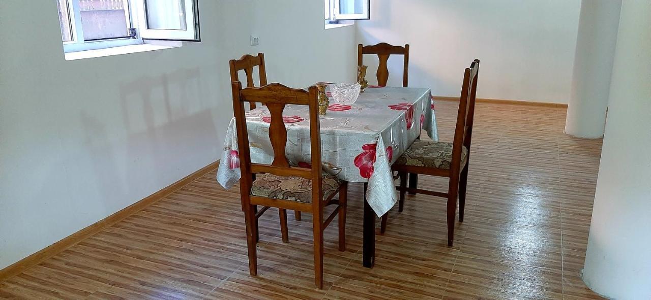 Hotel Beradze VP Kutaisi Zewnętrze zdjęcie